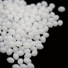 Teeth Glue Particles for Temporary Filling Teeth Cavities and Gaps