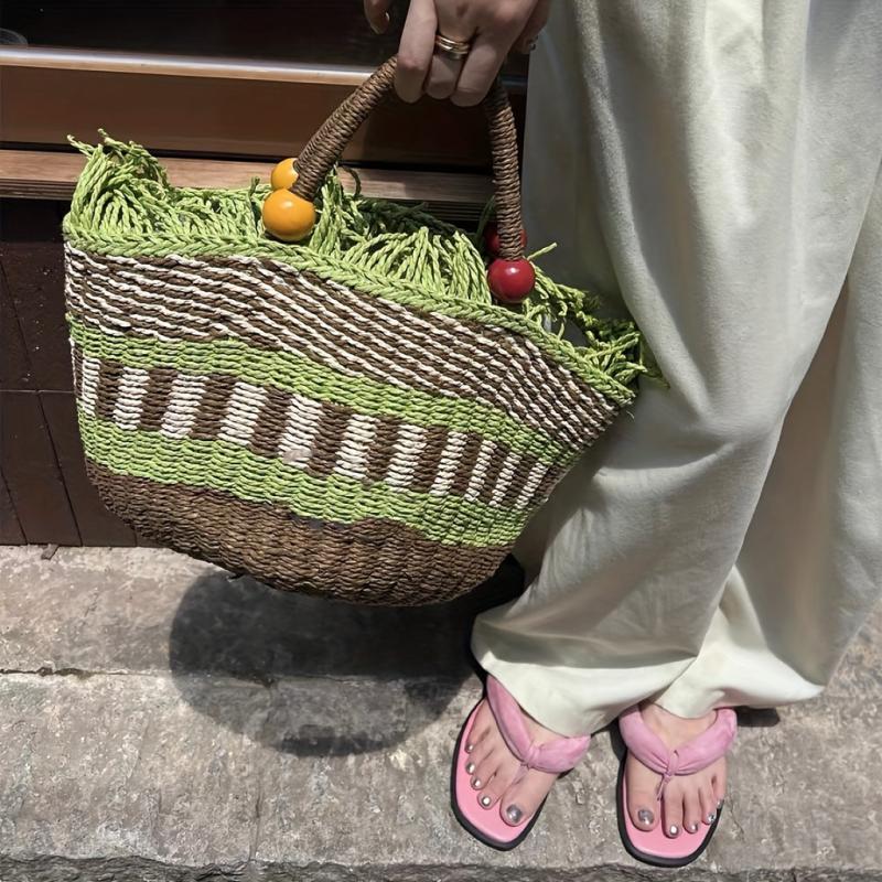 Beaded Straw Handheld Basket Bag with Tassels