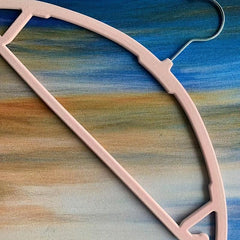 5pcs Non-Slip Clothes Hanger Set for Clothing Stores