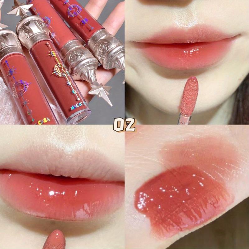 Hydrating Lip Gloss with Lustrous Shine and Long Lasting Wear