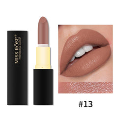 Hydrating Lipstick with Velvety Soft Matte Texture