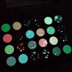 UV Fluorescent Eyeshadow Palette for Halloween Parties