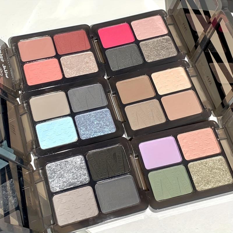 Four Colors Eyeshadow Palette in Turquoise Smokey Style