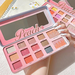 12 Color Eyeshadow Palette With Natural Earth Tone Finish