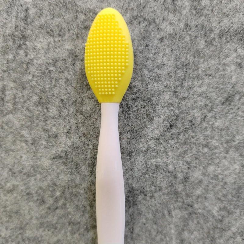 Silicone Nose Scrub Brush for Blackhead Removal