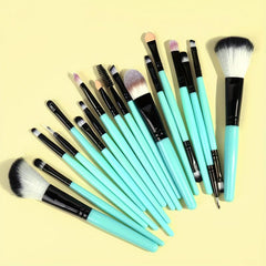 18 Pc Makeup Brush Set for Blush Eyeshadow & More - Perfect Birthday Gift