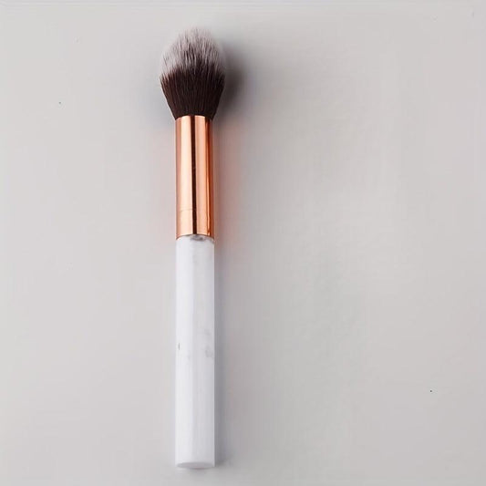 Single Highlight Brush Makeup