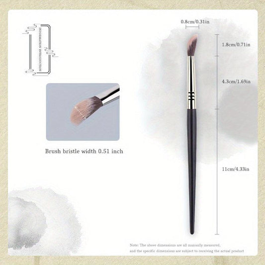 Precision Angled Concealer Brush for Flawless Coverage of Dark Circles