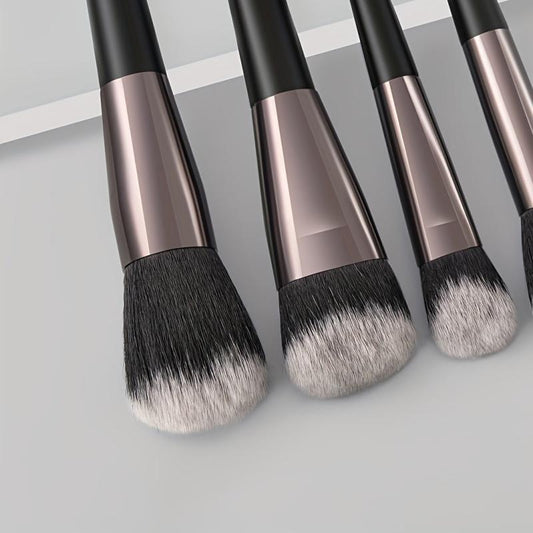 4pcs Wooden Handle Makeup Brush Set for Daily & Travel