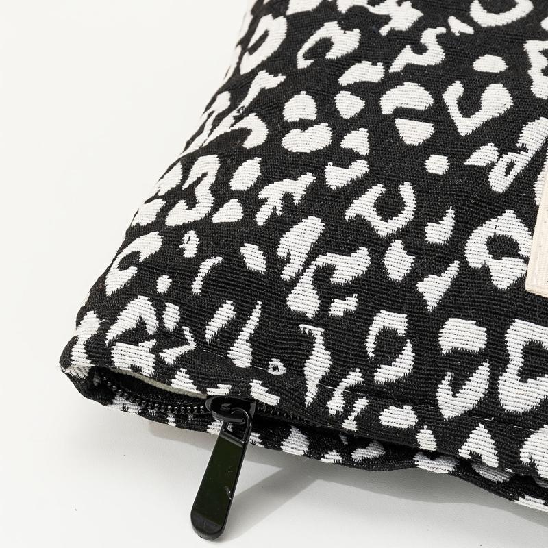 Leopard Pattern Makeup Bag Travel Cosmetic Zipper Toiletries Organizer