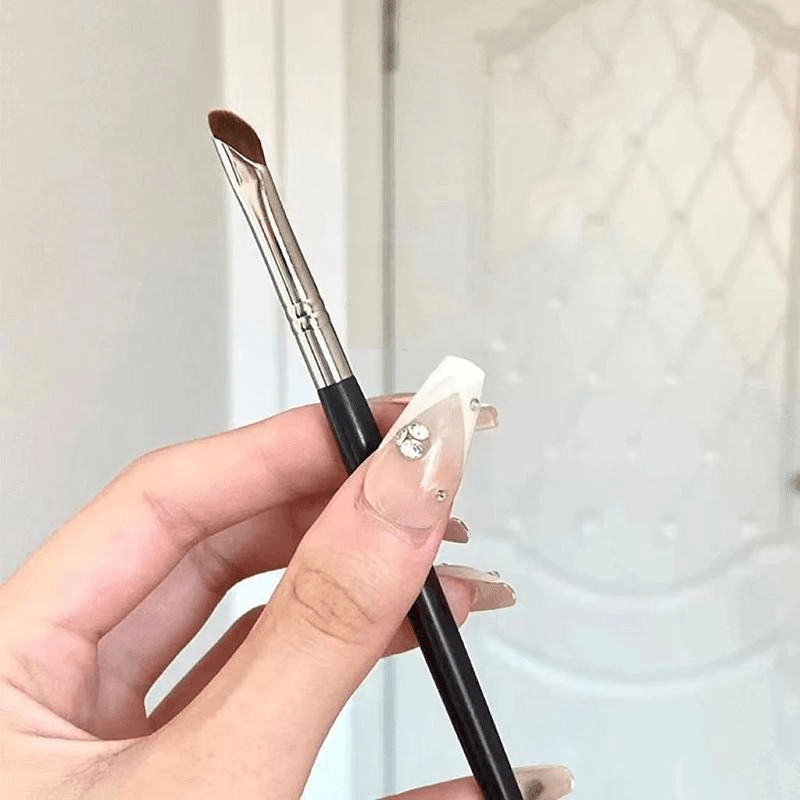 Sickle Eyeliner Brush Precision Eye Liner Brows Make Up Brush