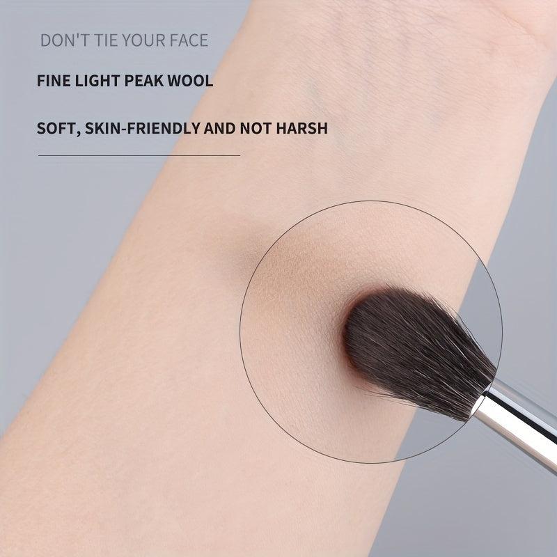 Pro Eye Makeup Brush for Blending Eyeshadow - Flawless Look