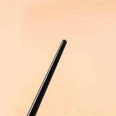 Cruelty Synthetic Eyeshadow Brush for Precision Application