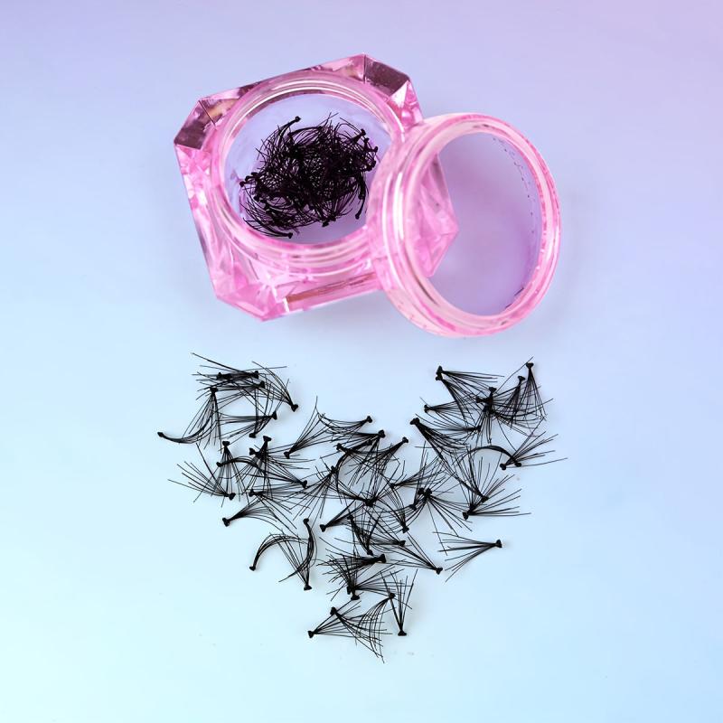 Portable Lash Clusters for Natural and Dramatic Look