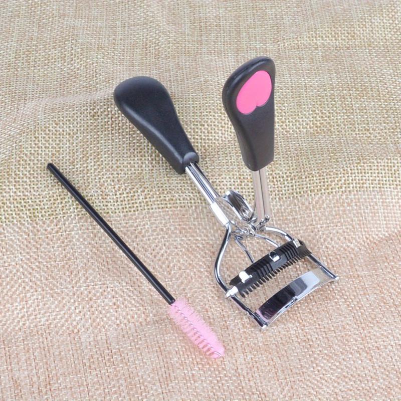 Wide Angle Hearts Eyelash Curler with False Eyelash Comb