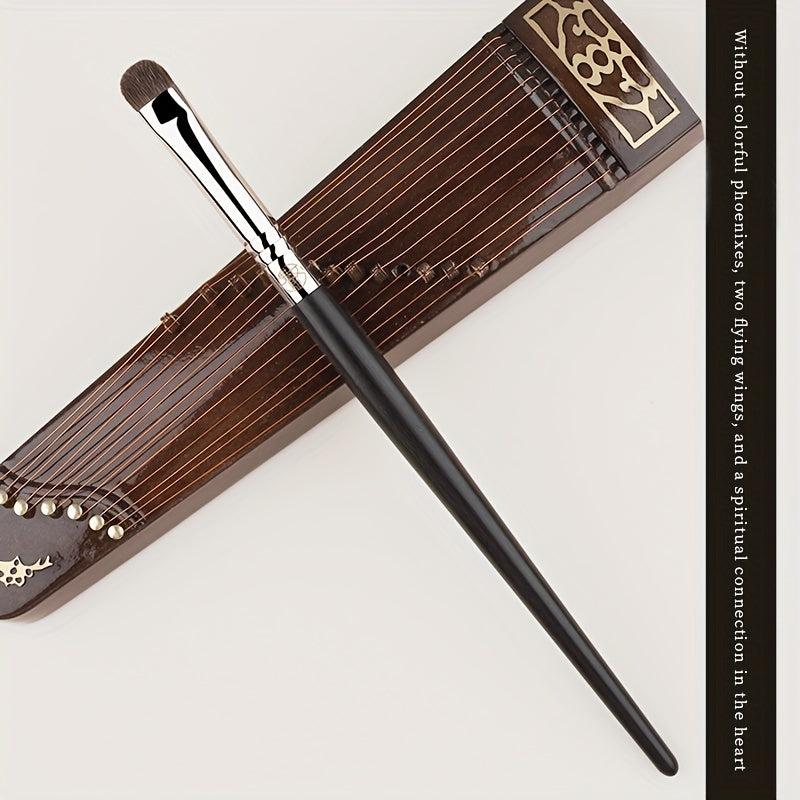 Flat Head Eye shadow Makeup Brush with Soft Synthetic Hairs
