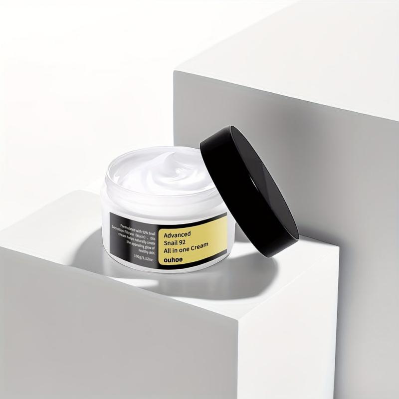 Anti-Aging Essence Cream Hydrates and Firms Skin