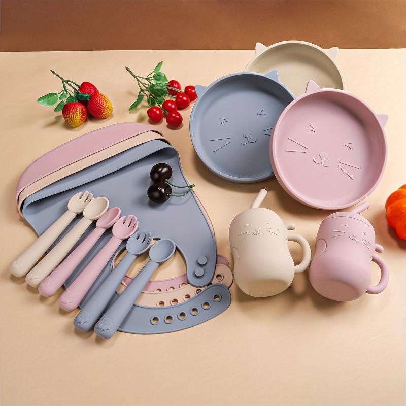 Silicone Feeding Set for Baby with Suction Cup Tray