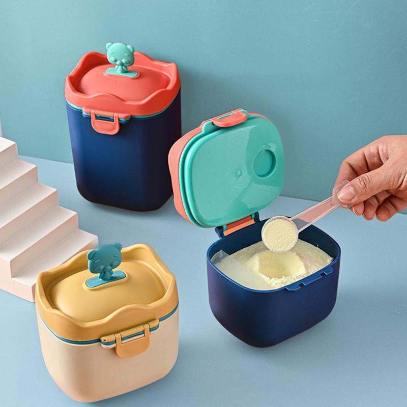 Bear Baby Food Storage Box Portable Infant Milk Powder Dispenser Snacks