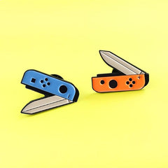 Creative Casual Switch Game Console Folding Brooch