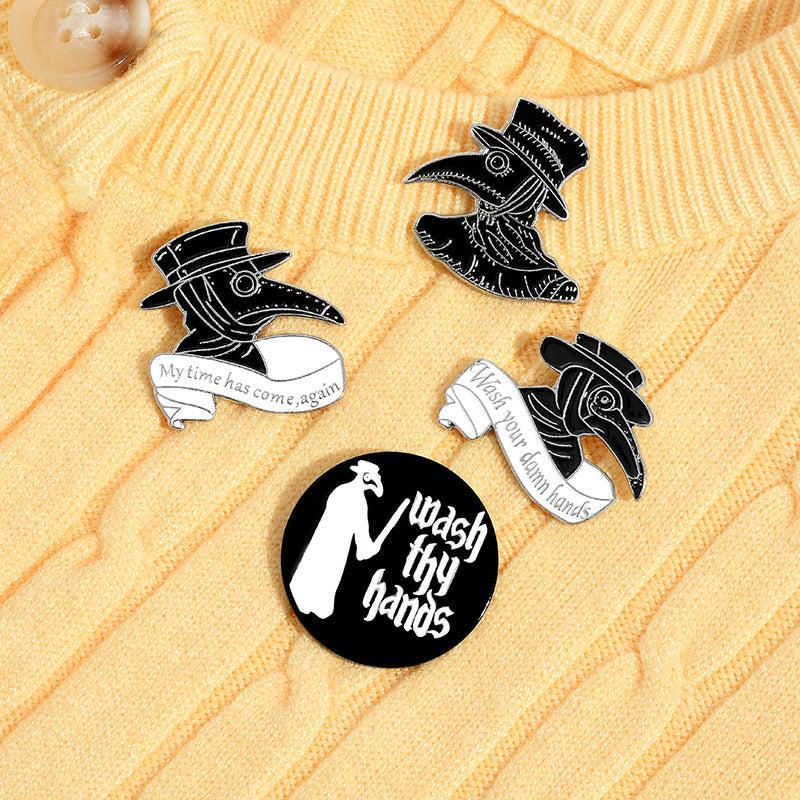 Creative Crow Brooch Men's Pin Wounded Crow Design