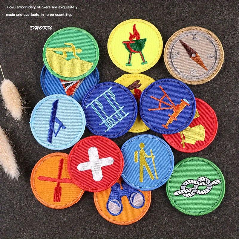 14pcs Cartoon Embroidery Patches Badges Round Ironing Stickers