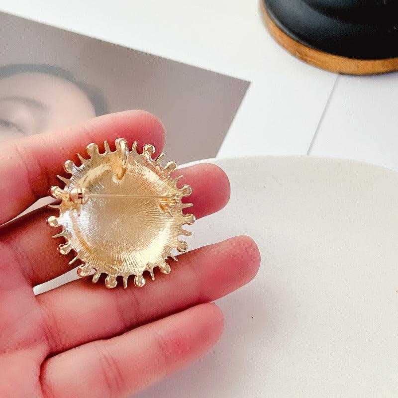Vintage Western Pearl Bohemian Brooch for Banquet Wear