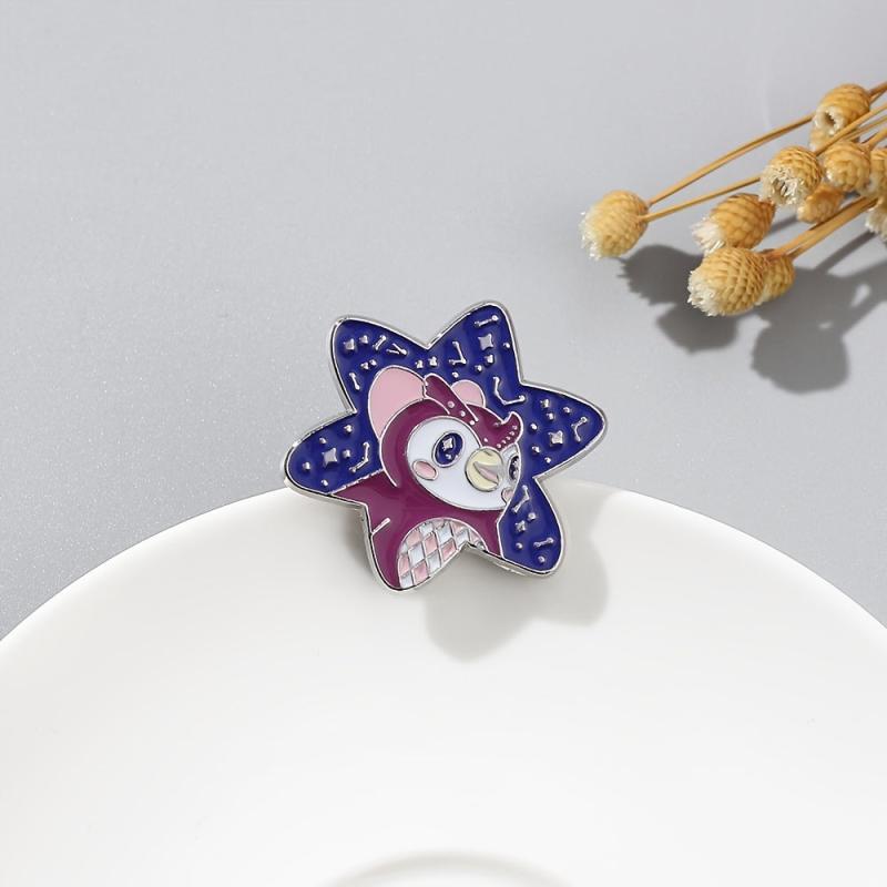 Cartoon Crane Jumper Brooch for Men