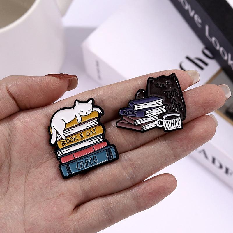 Reading Cat Lazy Brooch