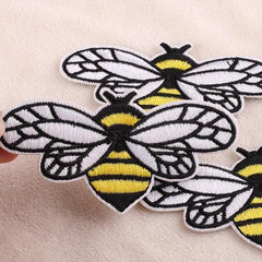 3pcs Bee Embroidery Patches Ironing Stickers DIY Girls Clothing Accessory