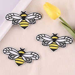 3pcs Bee Embroidery Patches Ironing Stickers DIY Girls Clothing Accessory