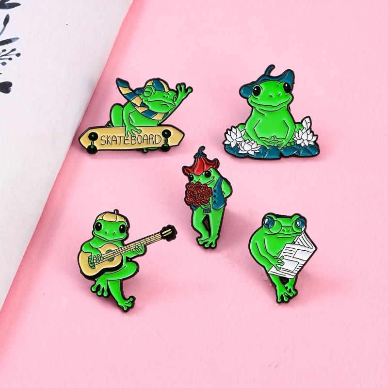 Frog Shaped Green Brooch Alloy Cartoon Pin