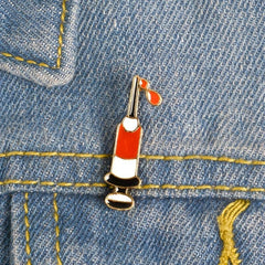 Red Syringe Brooch Zinc Alloy Medical Pin