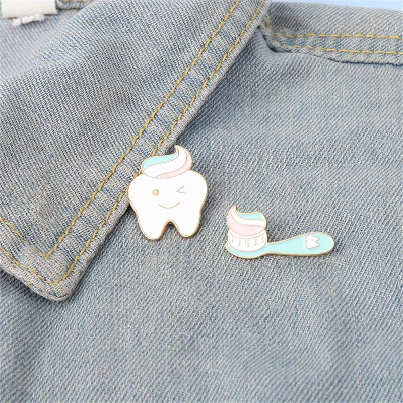 Teeth Toothbrush Enamel Brooch Pin Cartoon Lapel Pin