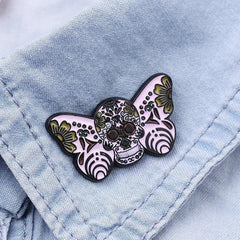 Men's Moth Skull Novelty Brooch