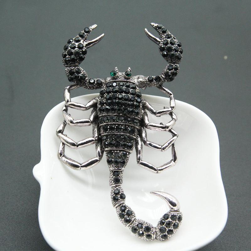 Retro Scorpion Rhinestone Brooch Pin Scarf Clothing Clip for Men