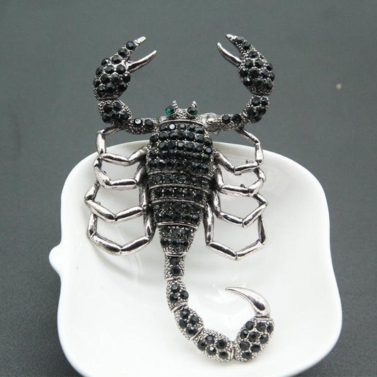 Retro Scorpion Rhinestone Brooch Pin Scarf Clothing Clip for Men