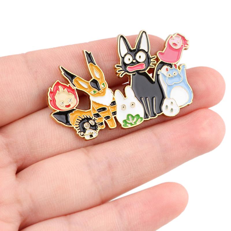 Men's Enamel Cat Pin - Funny Cat Design