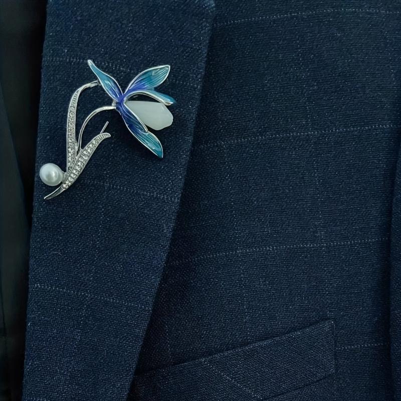 Magnolia Flower Brooch For Men Pearl Brooch Temperament Corsage