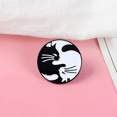 Cute Cat Hugging Brooch Cowboy Bag Accessory