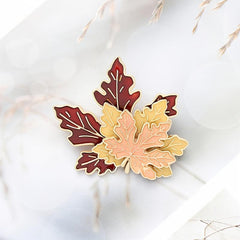 Vintage Maple Leaf Brooch Alloy Oil Dripping Temperament Brooch Dress Maple Leaf