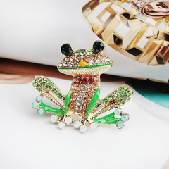 Men's Rhinestone Frog Brooch Enamel Pin Wedding Party