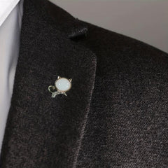 Golden Large Face Cat Brooch Collar Buckle Pin