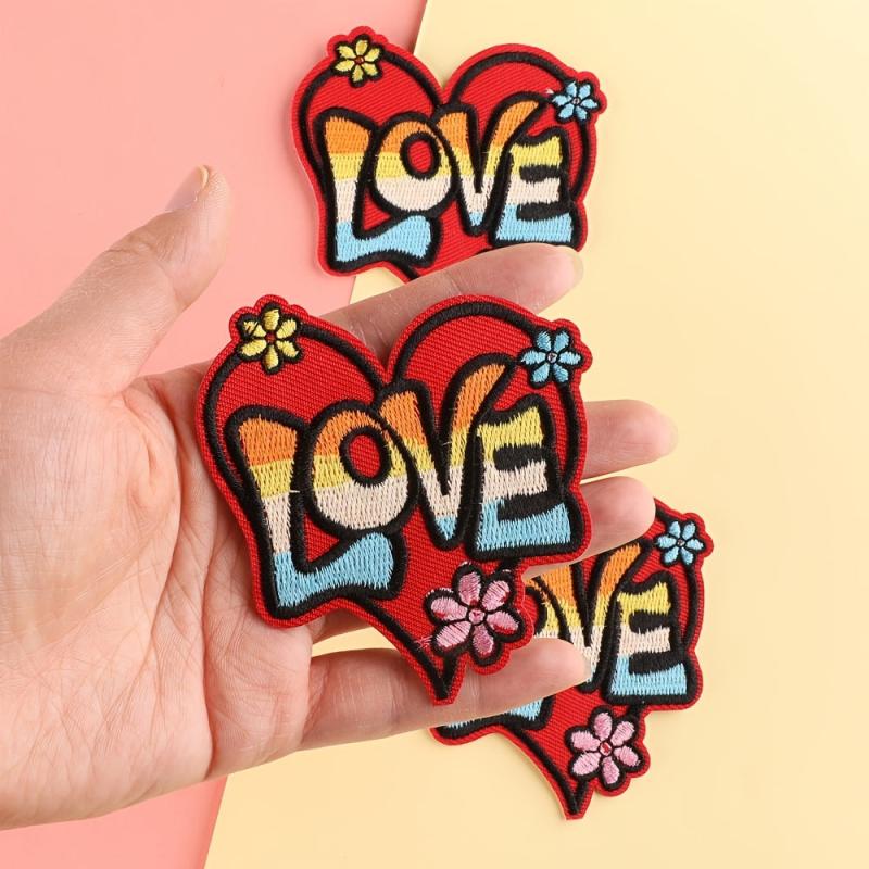 3pcs Love Pattern Embroidery Patches Fabric Art Decor DIY Clothes Accessories