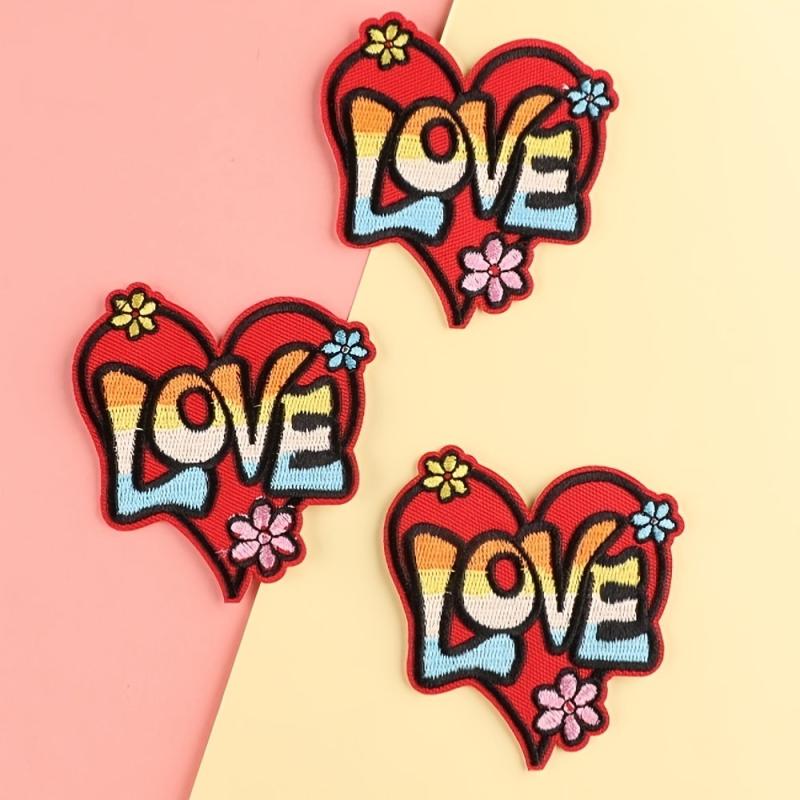 3pcs Love Pattern Embroidery Patches Fabric Art Decor DIY Clothes Accessories