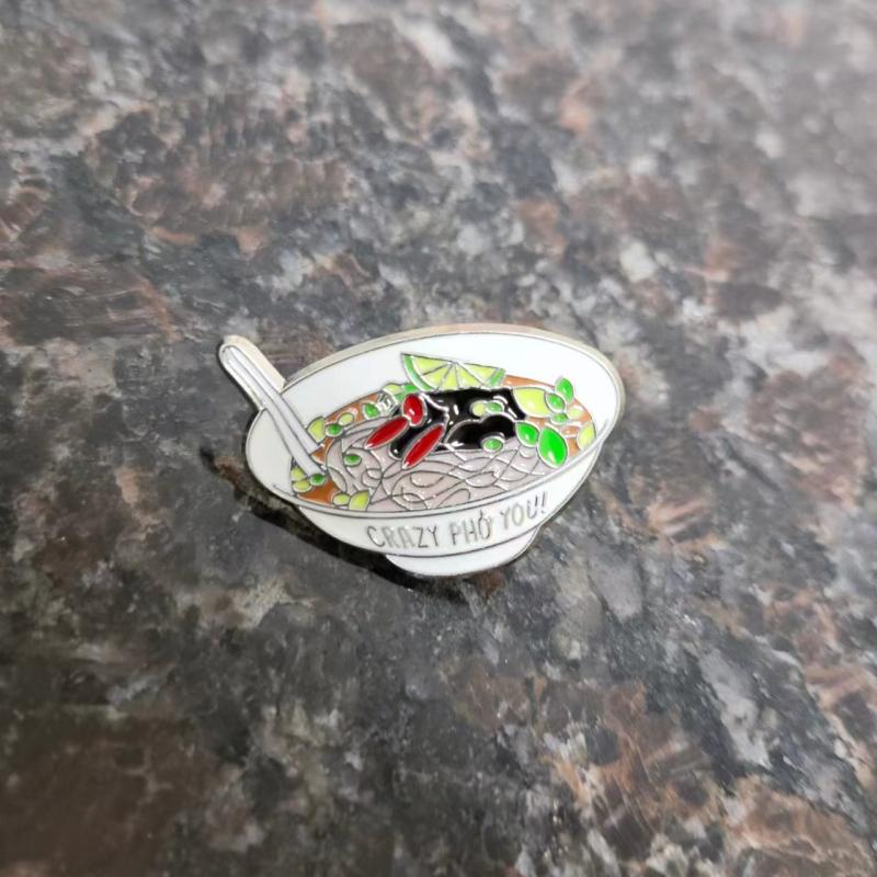 Men's Creative Noodle Enthusiast Brooches
