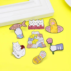 Cartoon Cat Paw Brooch