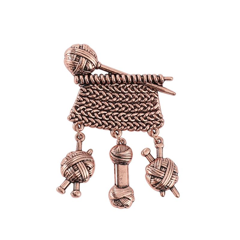 Retro Brooch Knitted Sweater Polished Yarn Ball Pendant Clothing Corsage