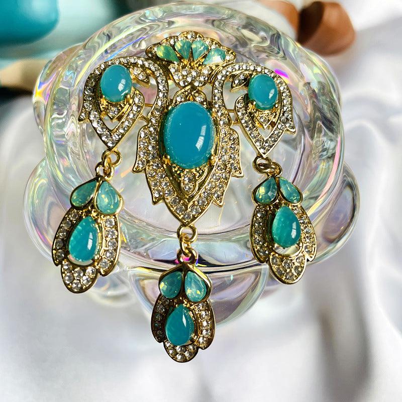 Medieval Court Style Crystal Brooch Scarf Buckle Cheongsam Accessories