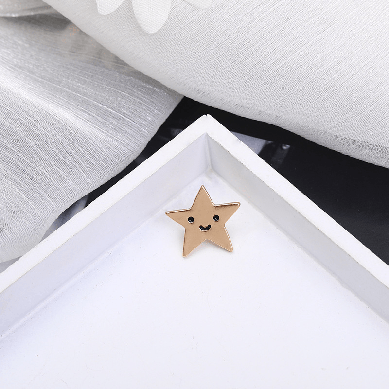 1pc Smile Face Pentagram Alloy Pin Clothing Bag Accessories Couple Pin
